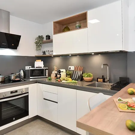 El Corazon En El Puerto By Villagrancanaria