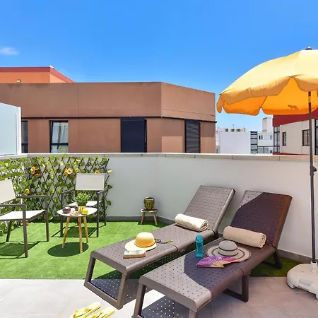 El Corazon En El Puerto By Villagrancanaria