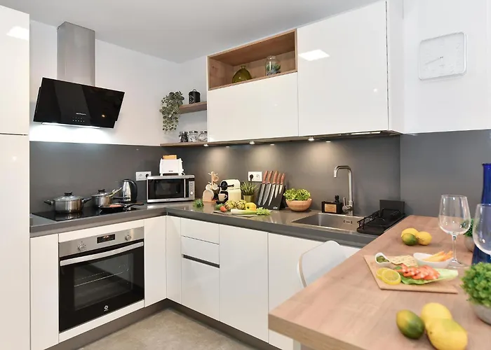 El Corazon En El Puerto By Villagrancanaria