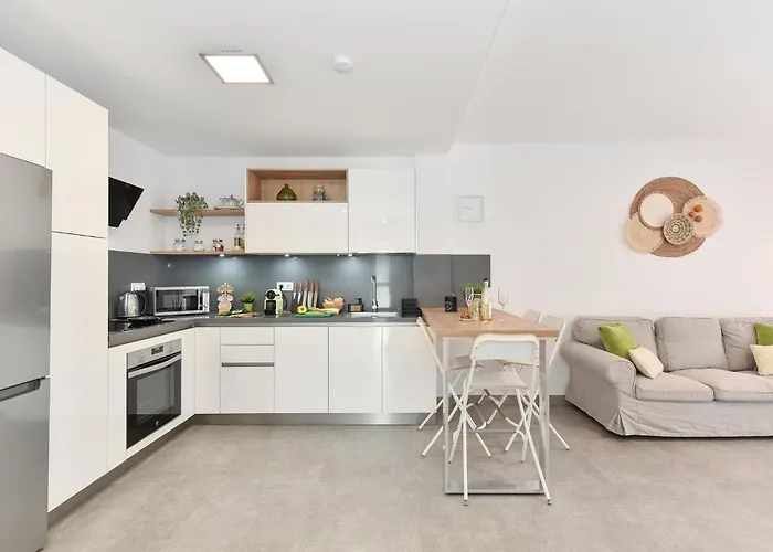 El Corazon En El Puerto By Villagrancanaria *